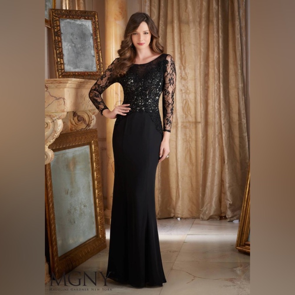 MGNY Madeline Gardner Black Long Sleeve Lace Beaded Gown Formal Evening Dress